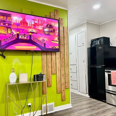 Cozy Buffalo Home-Sleeps 4 Lackawanna Екстериор снимка