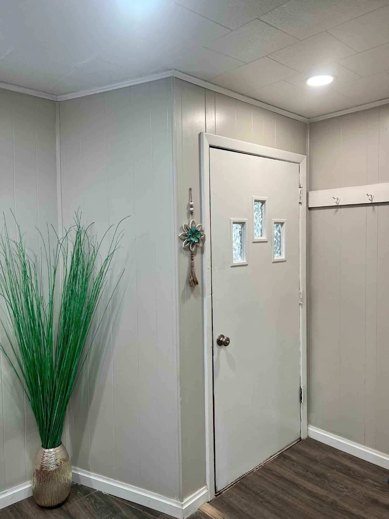 Cozy Buffalo Home-Sleeps 4 Lackawanna Екстериор снимка